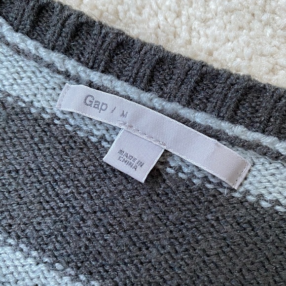 Gap striped sweater - Picture 2 of 3